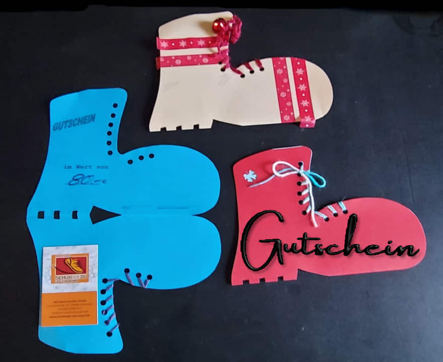 Handgemachte Gutscheine von Schuhwiedu in Schuh-Form